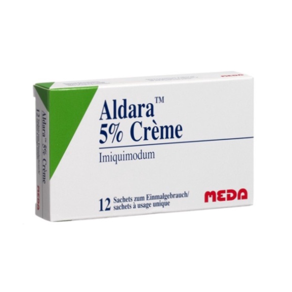 Acheter Imiquimod - Tube de crème et logo pharmacie